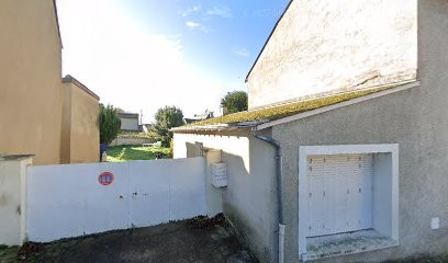 DB Automobiles, Carrossier à Mirebeau