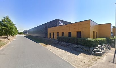 Kit Center, Carrossier aux Sorinières