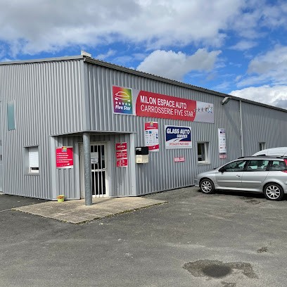 MILON ESPACE AUTO, Carrossier à Saint-Germain-de-Lusignan