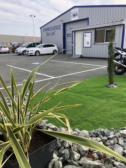 CARROSSERIE DU LAC DES HERBIERS, Carrossier aux Herbiers
