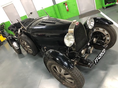 Vision, Carrossier à Guyancourt