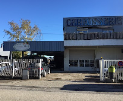 Auto Plus, Carrossier à Thoiry