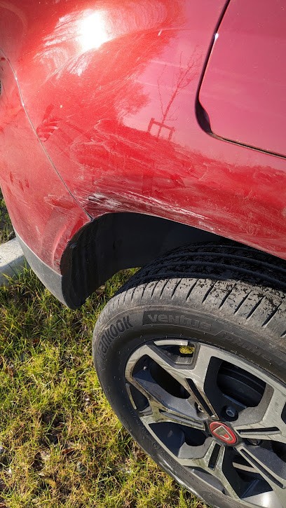 Garage Initiale Auto, Carrossier à Montmorency