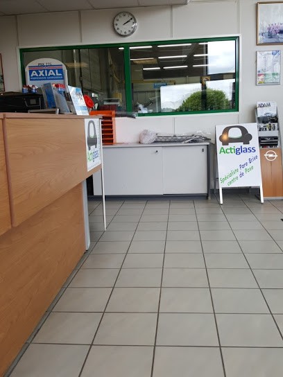 Axial - Carrosserie Debette Actiglass 78, Carrossier à Rambouillet