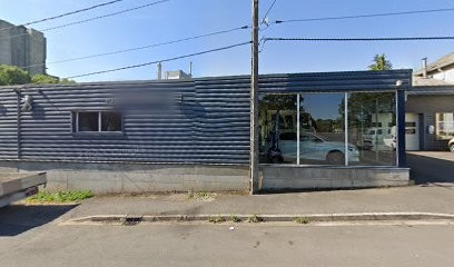 Garage Schneider, Carrossier à Héming