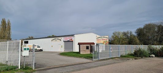 A&R SIX CARR, Carrossier à L'Aigle