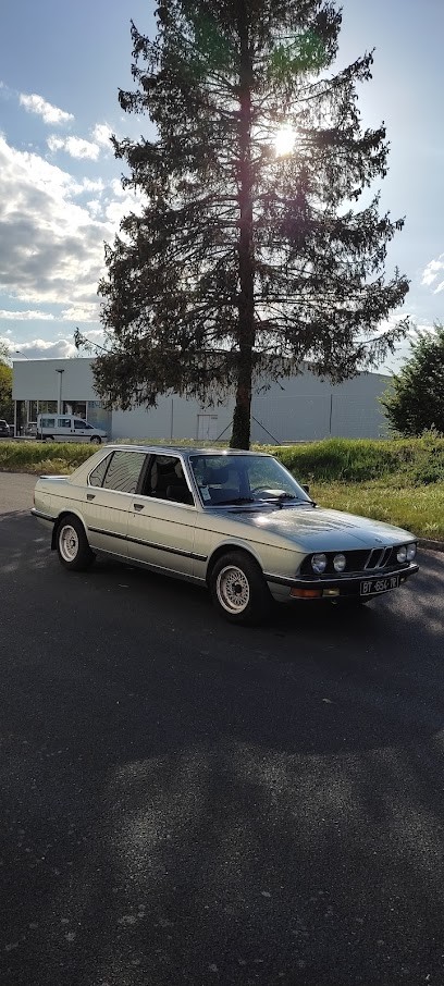 SARL TOM CAR, Carrossier à Saint-Amand-Montrond
