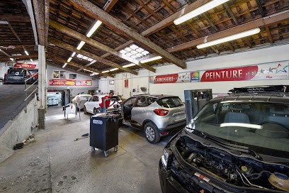 LM AUTO SAINT ANGE - MOTRIO, Carrossier à Marseille 12