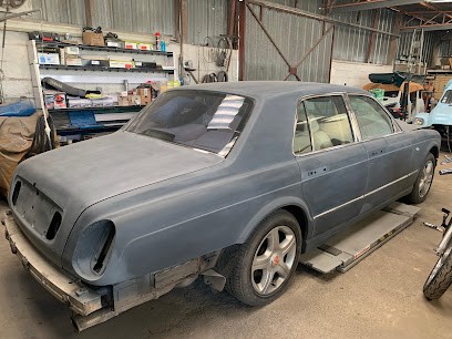 Top Garage Fermine Loic, Carrossier au Lude