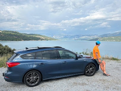 Dk Garage, Carrossier à Montmeyan