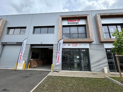 FRANCE ATTELAGE Centre de pose TOULOUSE, Carrossier à Toulouse