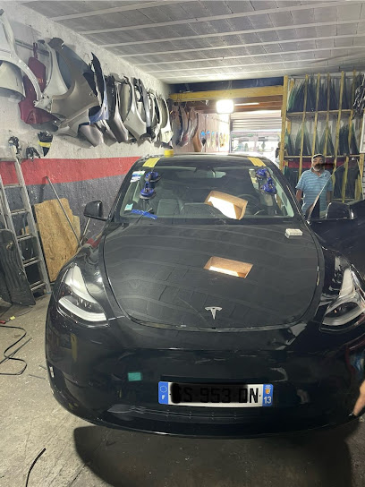 Royal Pare Brise, Carrossier à Marseille 15