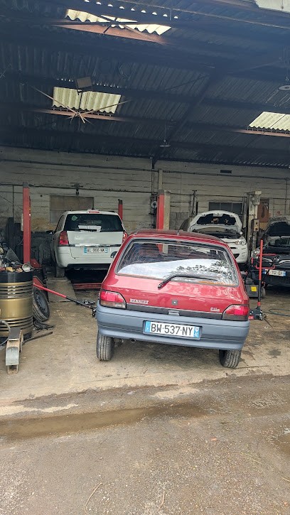 Garage Aguer, Carrossier à Saint-Laurent-de-Gosse