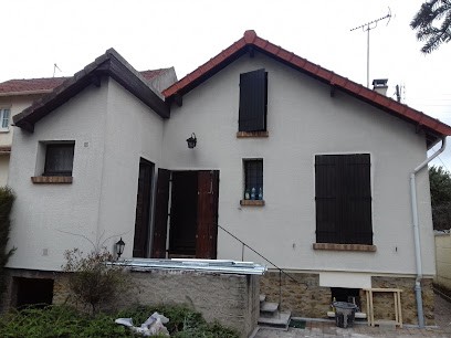 Rostand, Carrossier à Villeneuve-le-Roi