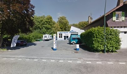 Carrosserie F1000, Carrossier à Doussard