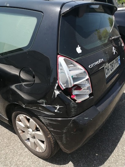 Carrosserie Santos, Carrossier à Saint-Pierre-d'Irube