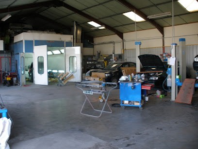 SAS CHARLES ET BRUNO TEISSEDRE, Carrossier à Saint-Flour