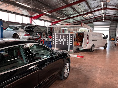 Digital Car, Carrossier à Pau