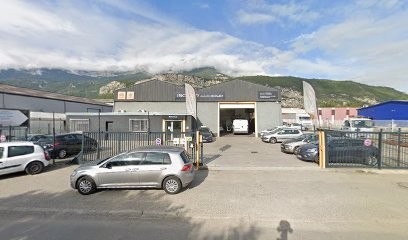 Len's Carrosserie, Carrossier à Champagnier