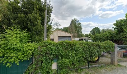 Denisard Olivier, Carrossier à Saint-Yzan-de-Soudiac