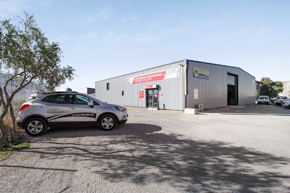LC Automobiles, Carrossier aux Angles