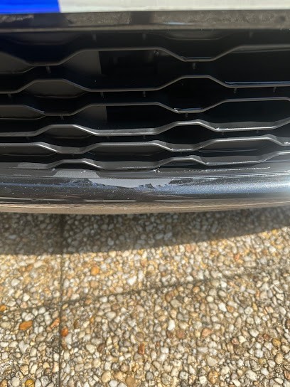 Carrosserie Triverio SARL, Carrossier à Pau